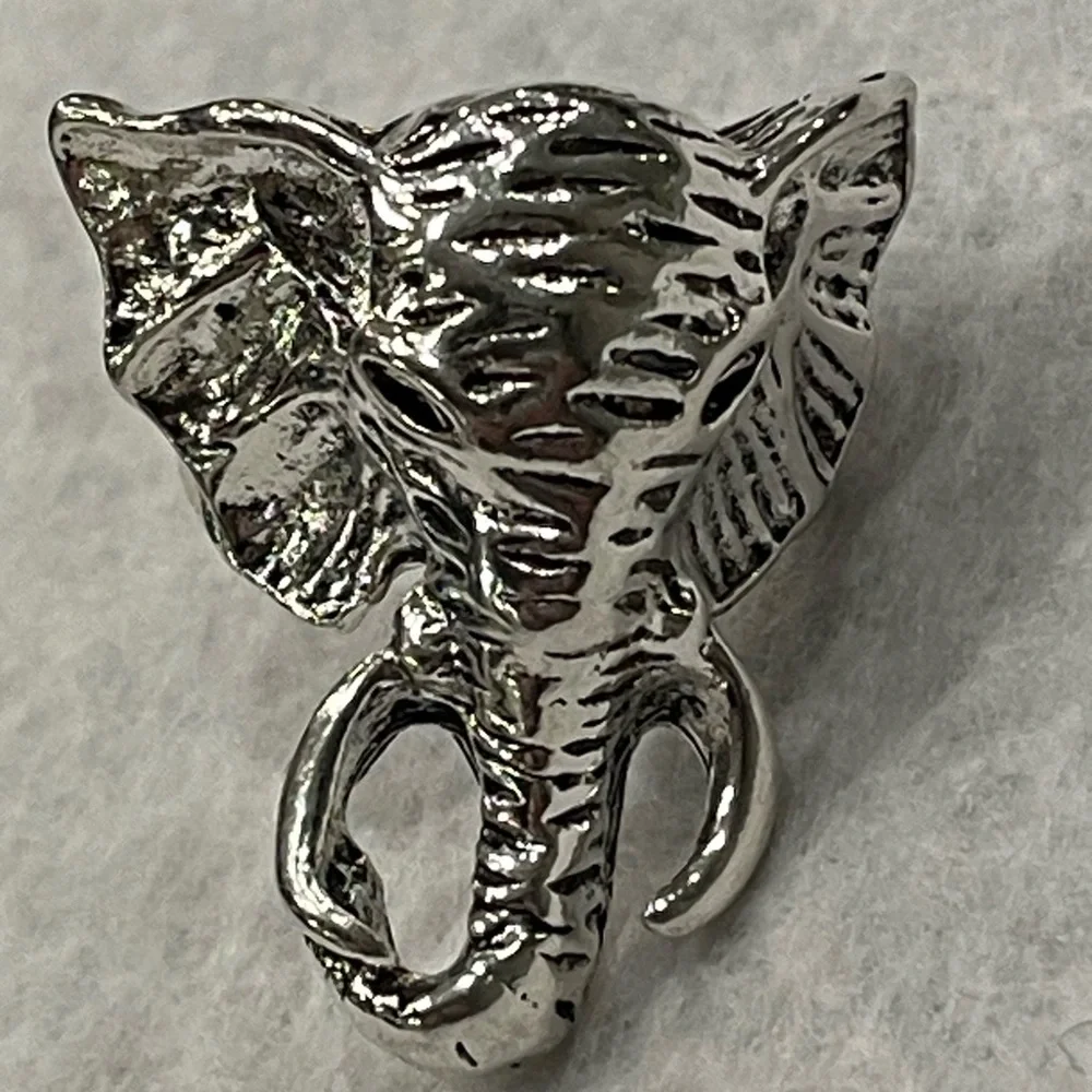 Silver Elephant Men’s Ring Size - 9 / Nickel - Picture 6 of 8